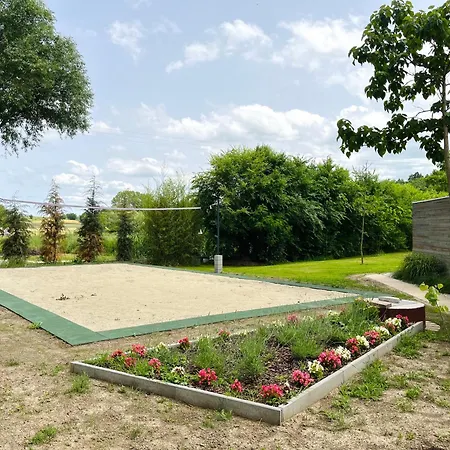 Feriehus Domeglamping At Fishinglake Ságvár
