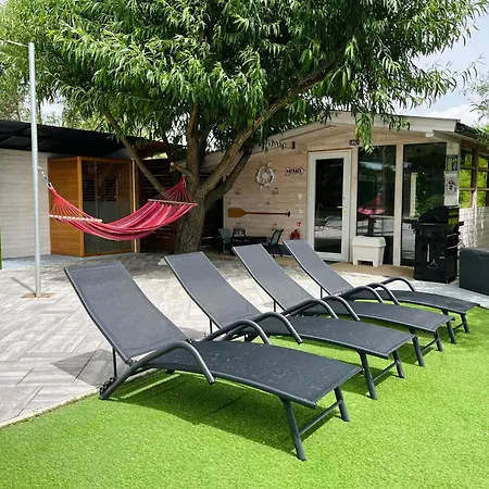 Casa de Férias Domeglamping At Fishinglake