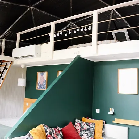 Domeglamping At Fishinglake Vakantiehuis