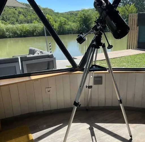 بيت للعطل Domeglamping At Fishinglake *