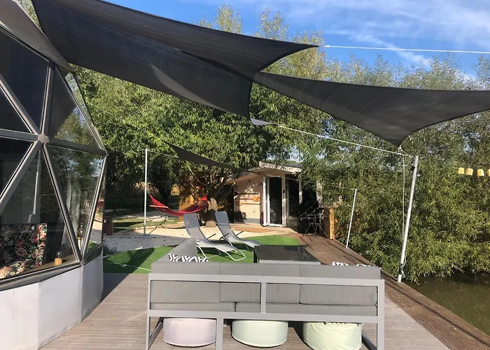 Domeglamping At Fishinglake * Ságvár