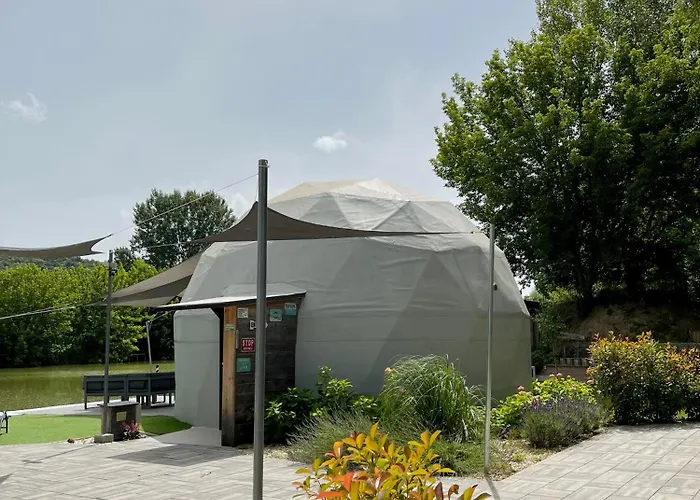 Domeglamping At Fishinglake Case de vacanță